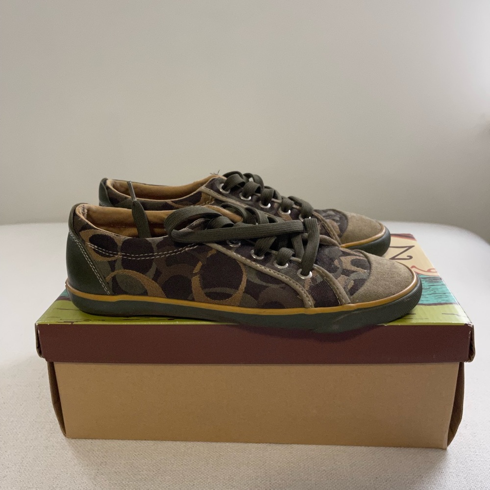 Coach Monogram Sneakers size 37